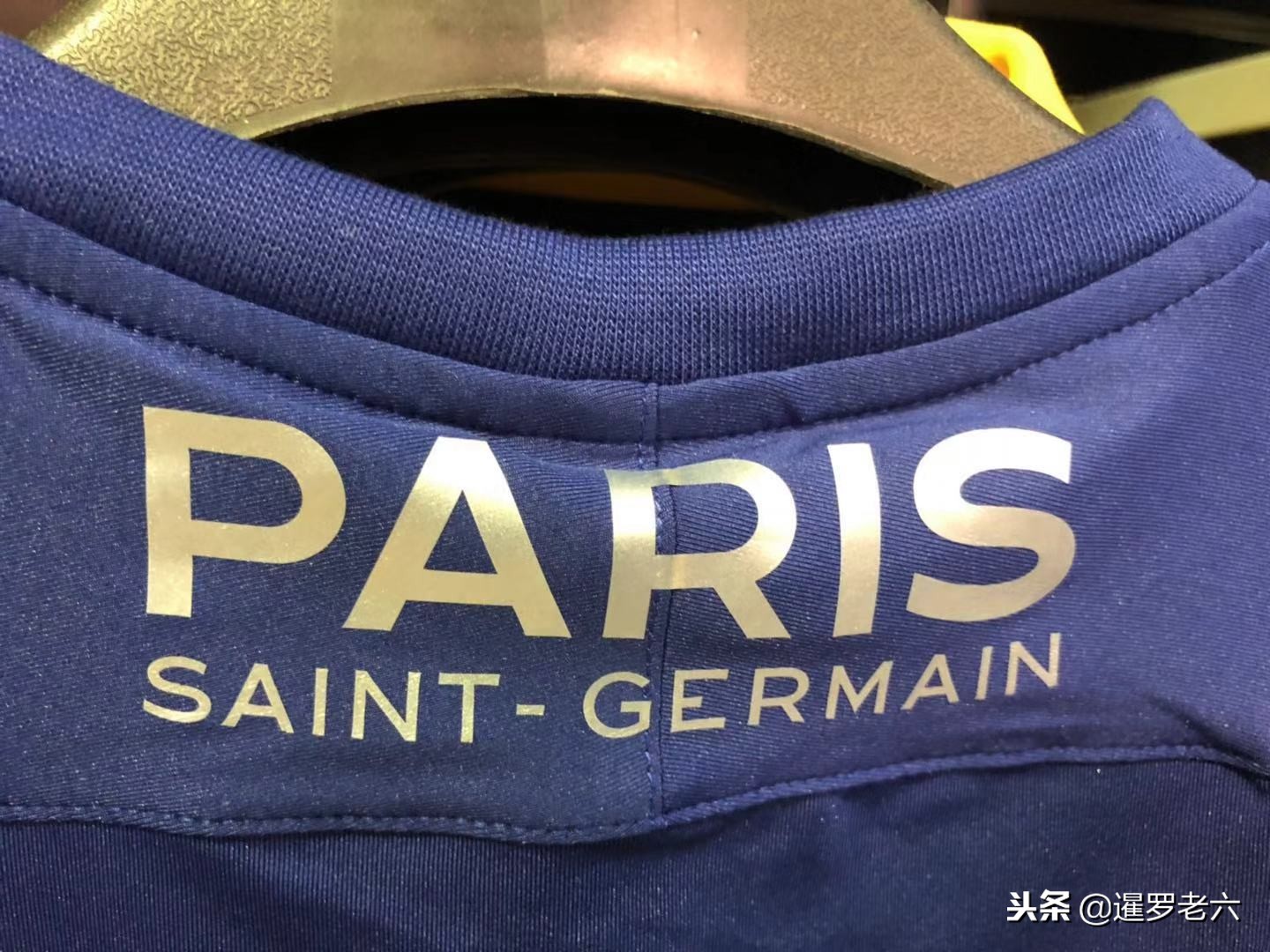 波洛更