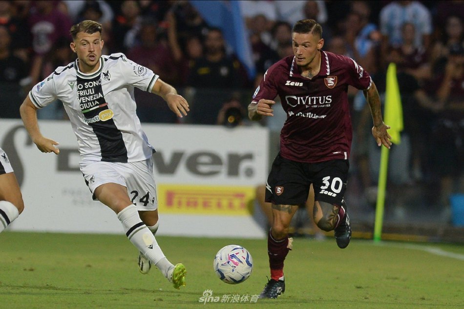 在拜仁效力 在拜仁效力