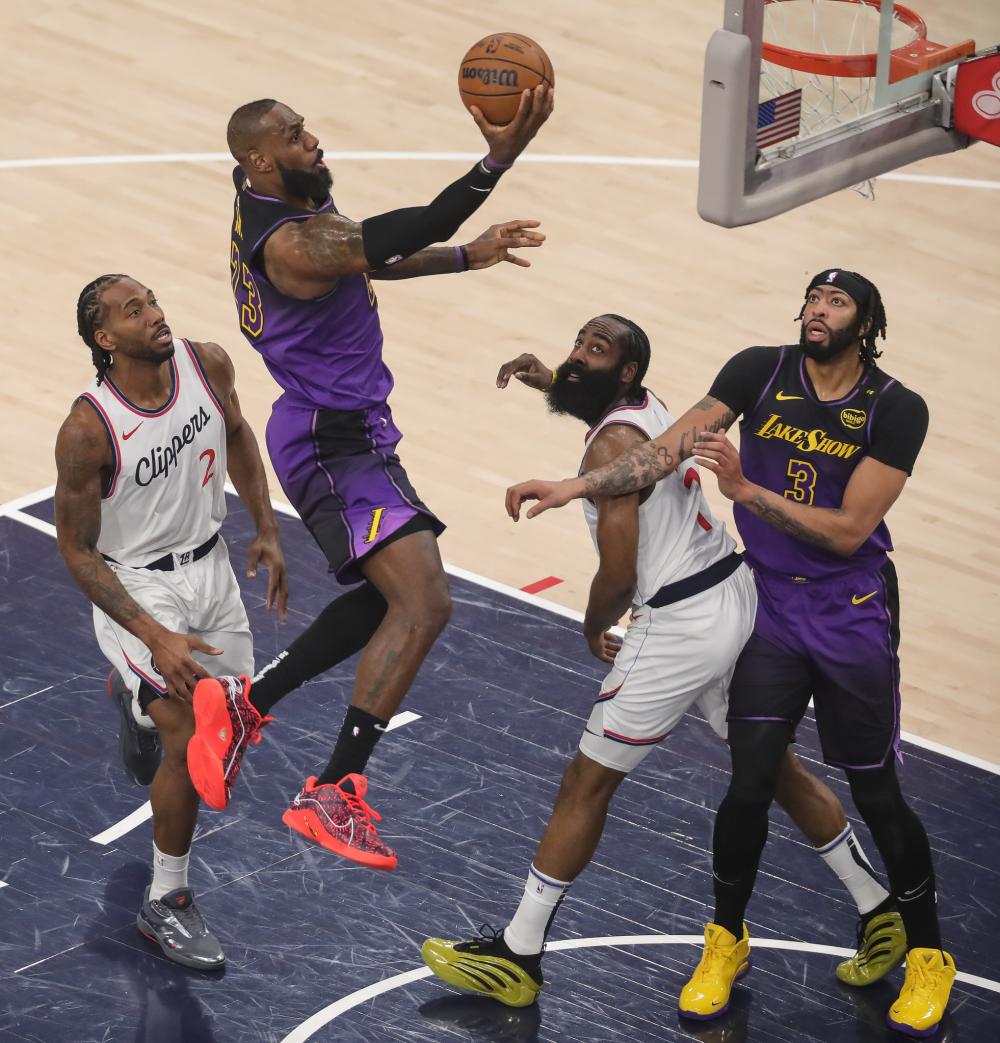 作为一名兼 作为一名兼