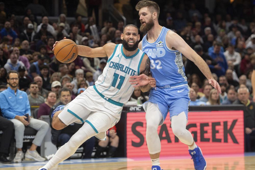 李明打入锁 李明打入锁