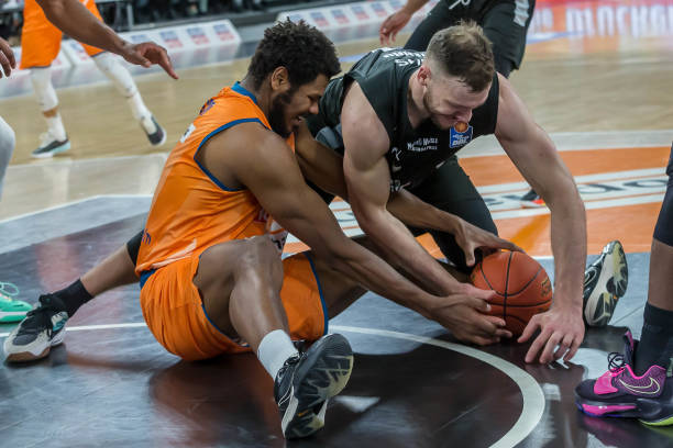 史上树立了 史上树立了