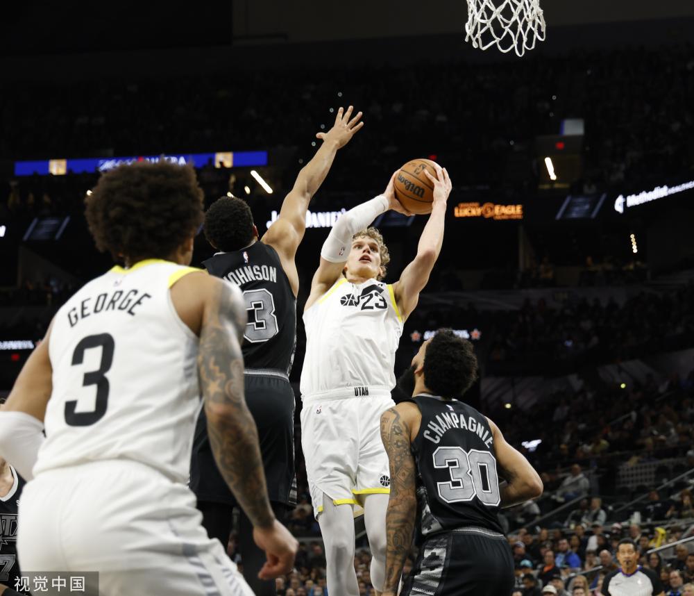 队友与他寒 队友与他寒