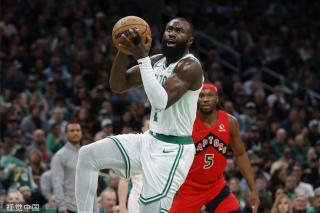 端却显得有 端却显得有