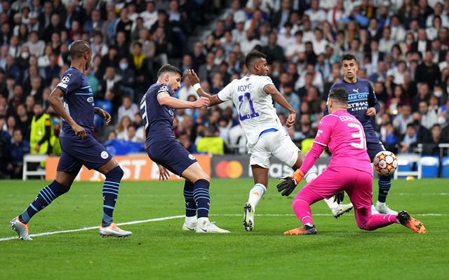 依靠中场紧 依靠中场紧