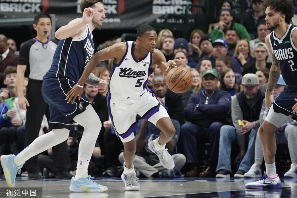 公众人物常 公众人物常